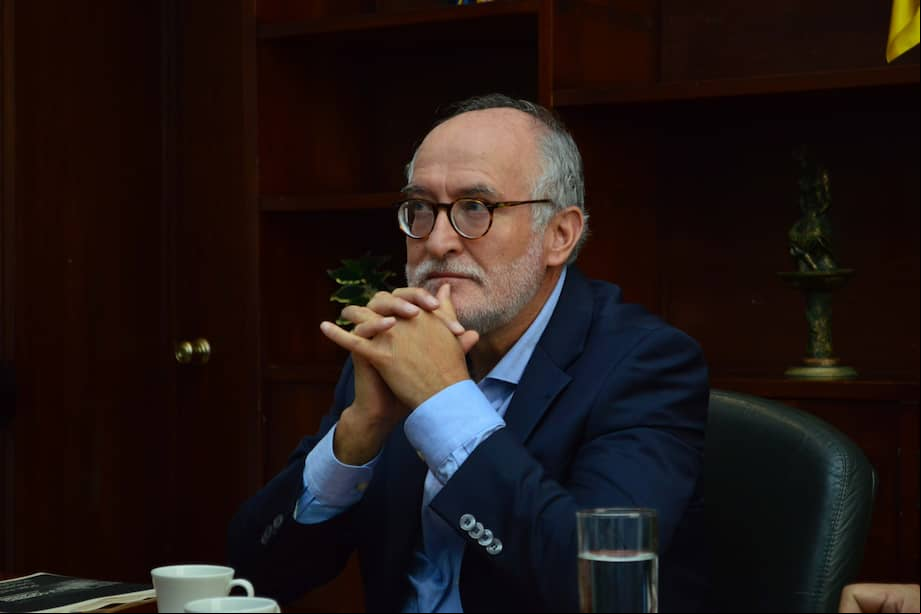 Senador Guido Echeverry fue absuelto por prevaricato en Gobernación de Caldas.
