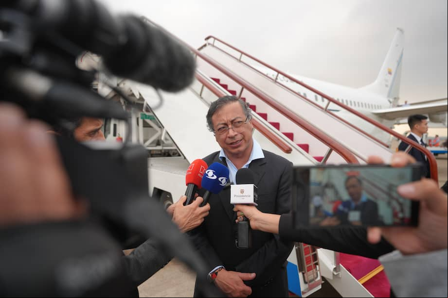 “El descuido de Petro con el lenguaje va en contra de la propia esencia de su proyecto político”: Catalina Uribe