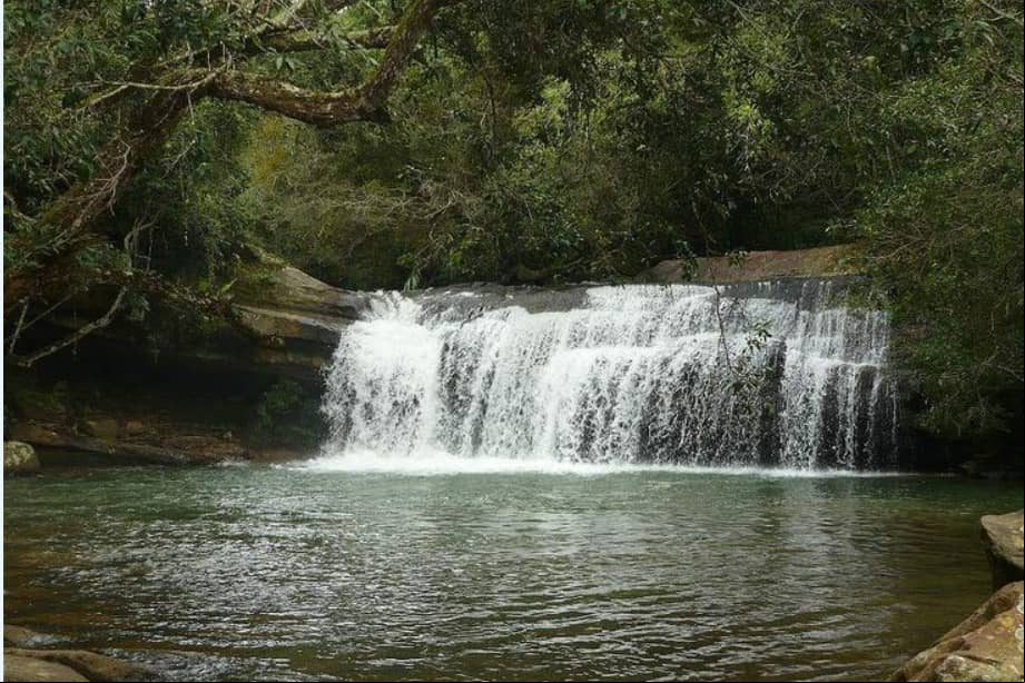 Paicol, “La Villa de las Maravillas Naturales”, es un destino del Huila que combina naturaleza, patrimonio e identidad en una propuesta ejemplar de turismo sostenible.
