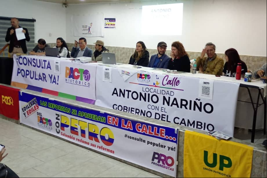 Instalación de comité a favor de la consulta popular en la localidad Antonio Nariño, en Bogotá.