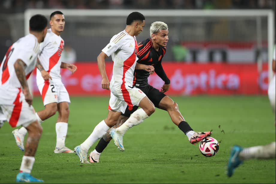 Colombia, en su visita a Perú en estas eliminatorias.