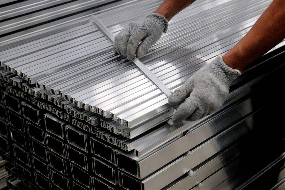 Fábrica de aluminio en la Ciudad de México (México).