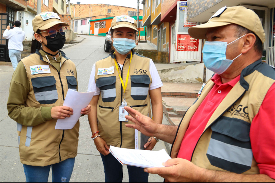 Recorridos de reconocimiento de funcionarios de GO Catastral, operador que actualiza 11 municipios en Cundinamarca.