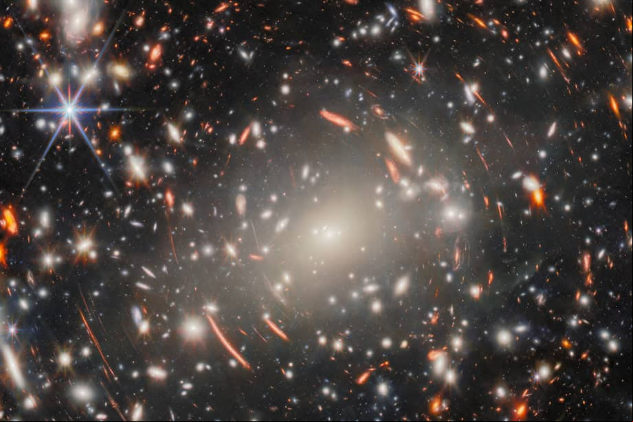 (Imagen de referencia) Los investigadores estiman que la galaxia ya existía cuando el universo tenía apenas un 2 % de su edad actual. / ESA/WEBB / NASA