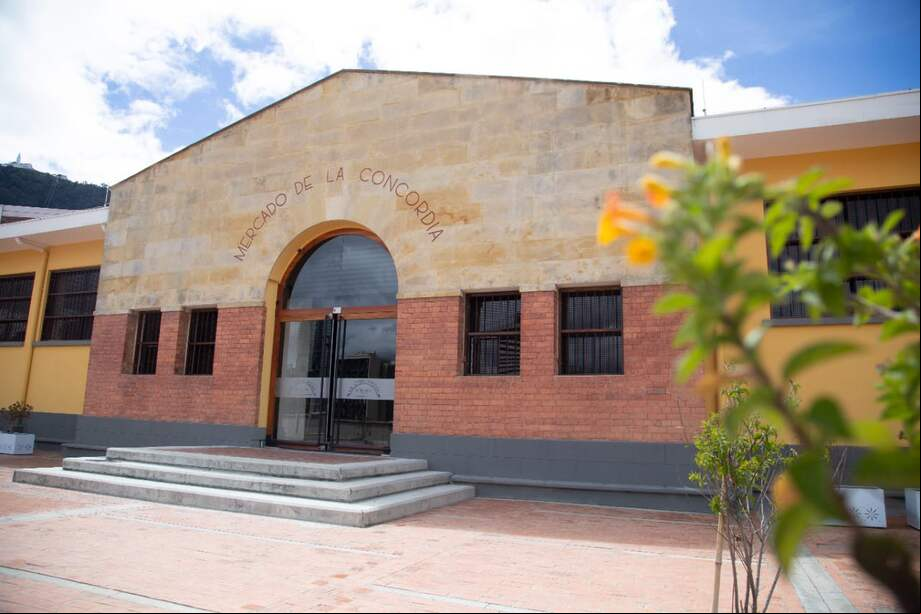 Plaza de Mercado La Concordia, ubicada en el barrio La Candelaria, en Bogotá.